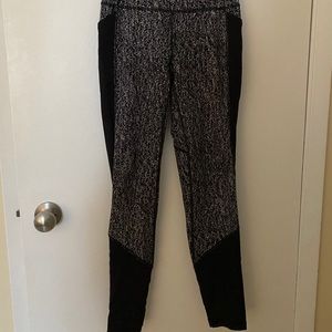 Lululemon workout pants